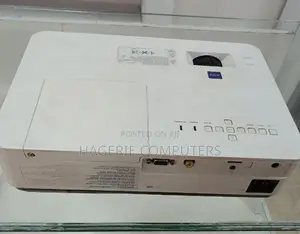 Used Sony VPL-DX221 Projector