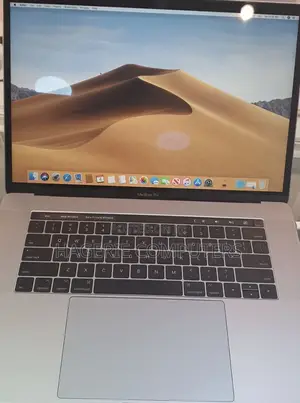 New Laptop Apple MacBook Pro 2017 16GB Intel Core i7 SSD 512GB