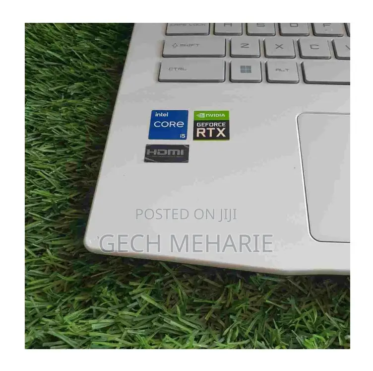 New Laptop MSI 8GB Intel Core I5 SSD 512GB