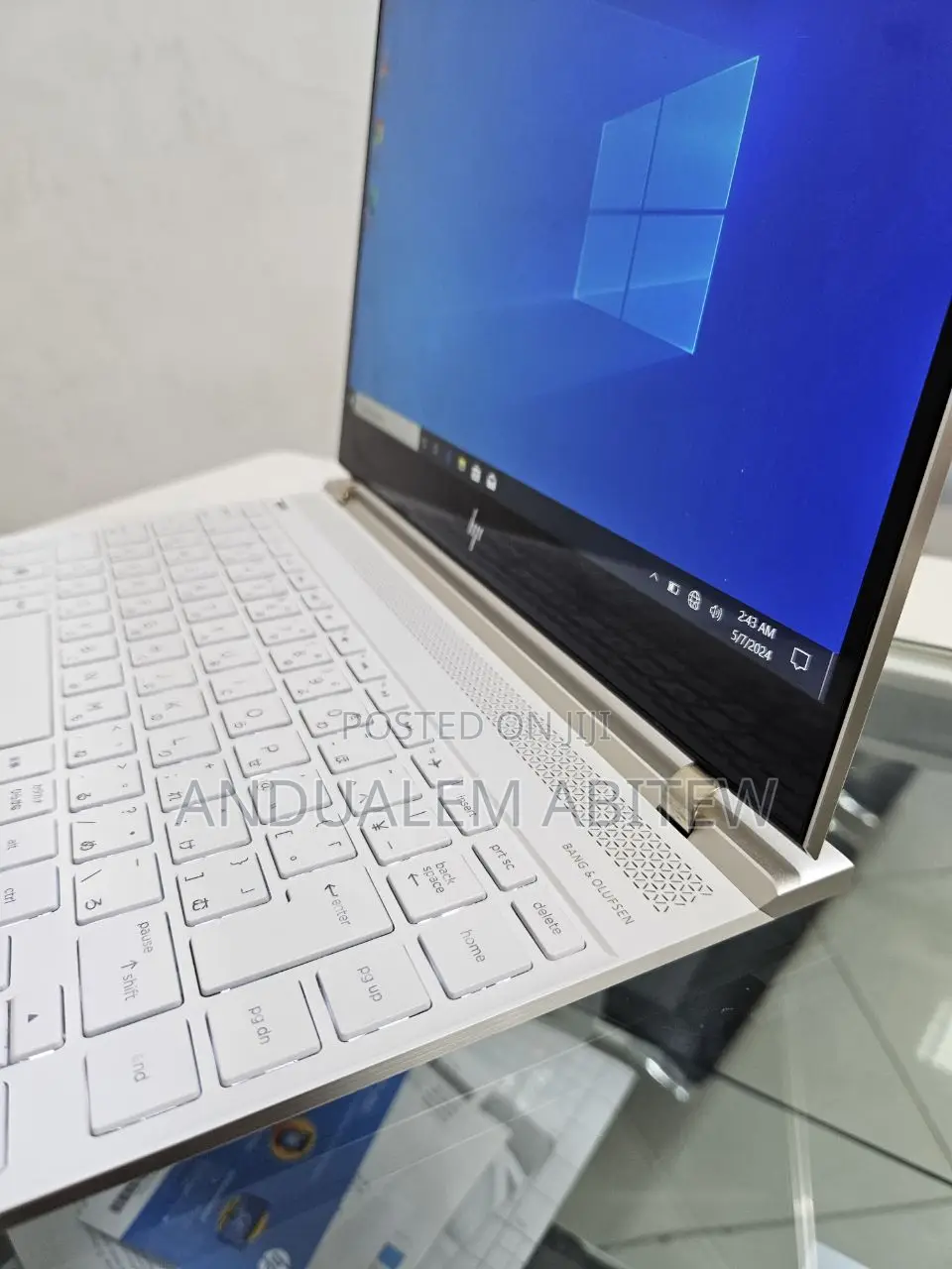 New Laptop HP Spectre 8GB Intel Core I5 SSD 512GB