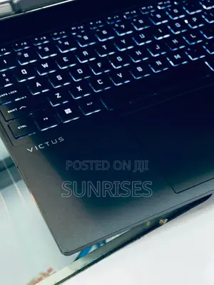 New Laptop HP Victus 15 16GB AMD Ryzen 5 SSD 512GB