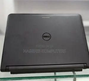 New Laptop Dell Latitude 13 3340 4GB Intel Core I5 HDD 500GB