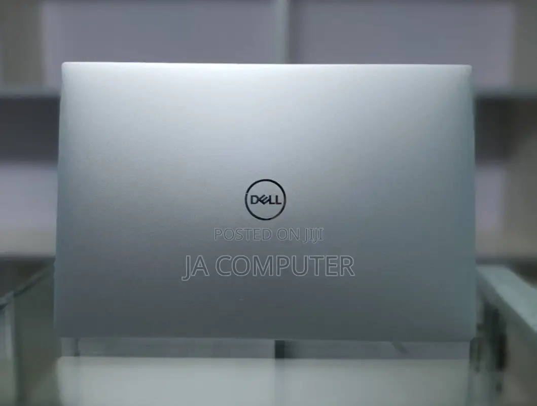 New Laptop Dell Inspiron 15 8GB Intel Core I5 SSD 256GB