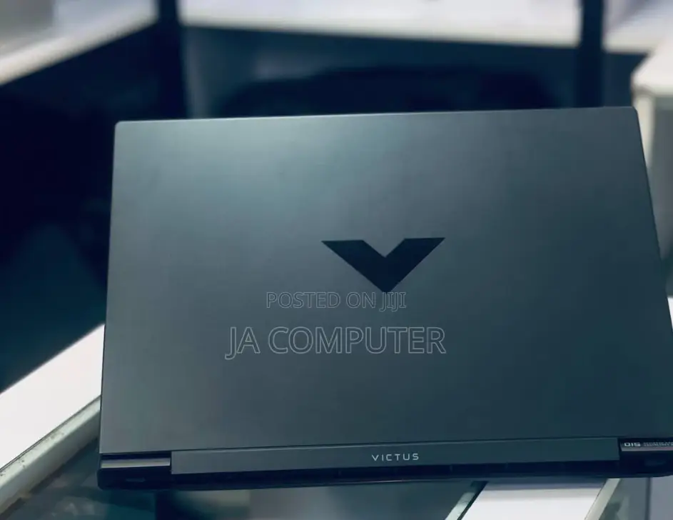 New Laptop HP Victus 15 16GB AMD Ryzen 5 SSD 1T