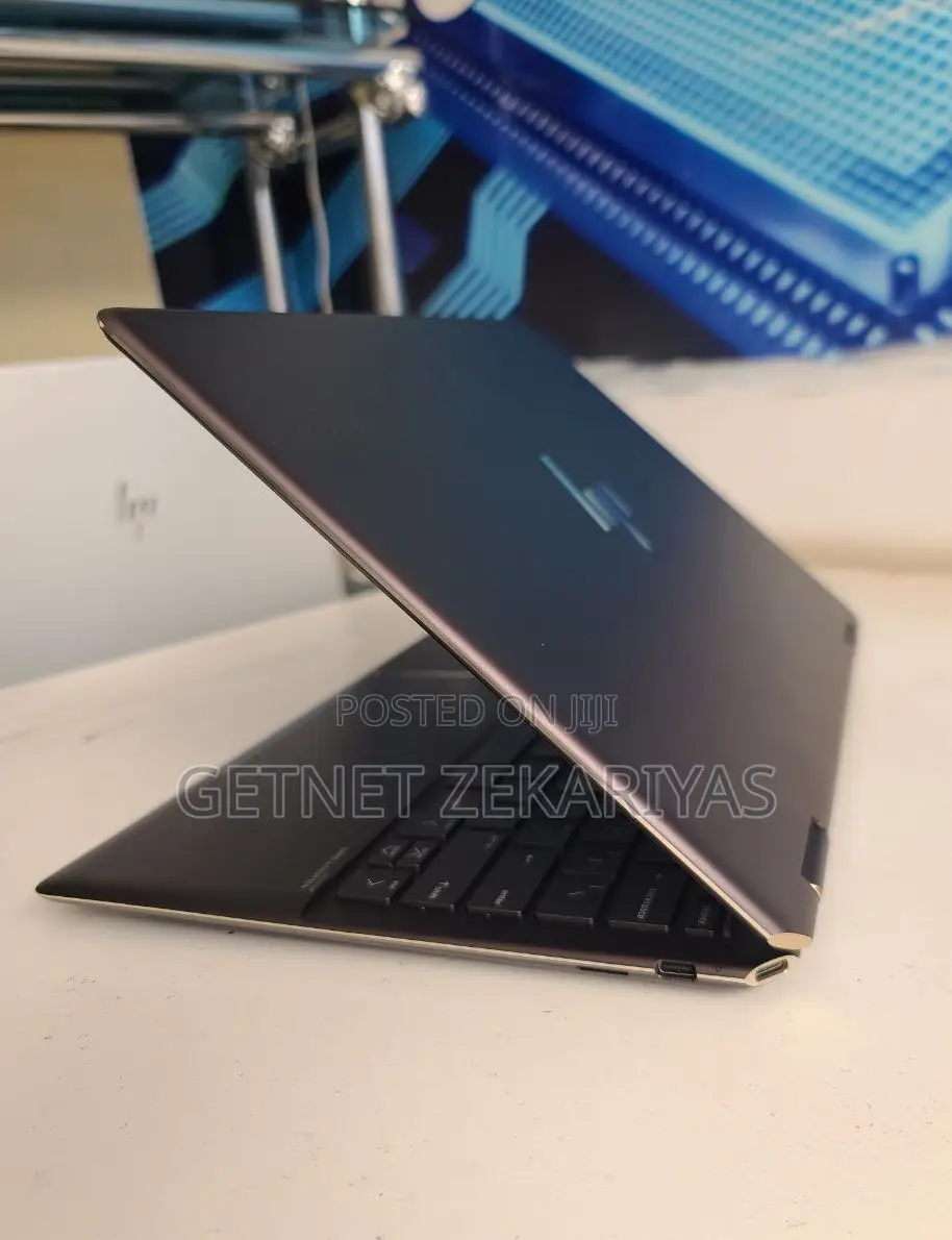 New Laptop HP Spectre 16GB Intel Core I7 SSD 1T
