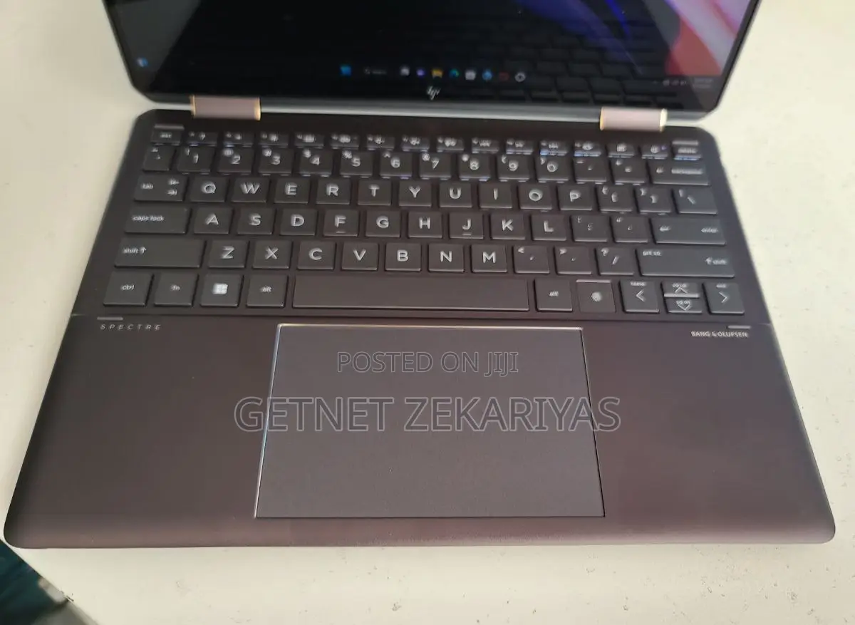 New Laptop HP Spectre 16GB Intel Core I7 SSD 1T