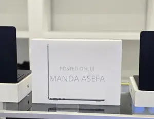 New Laptop Apple MacBook Air 2022 M2 16GB Apple M2 SSD 1T