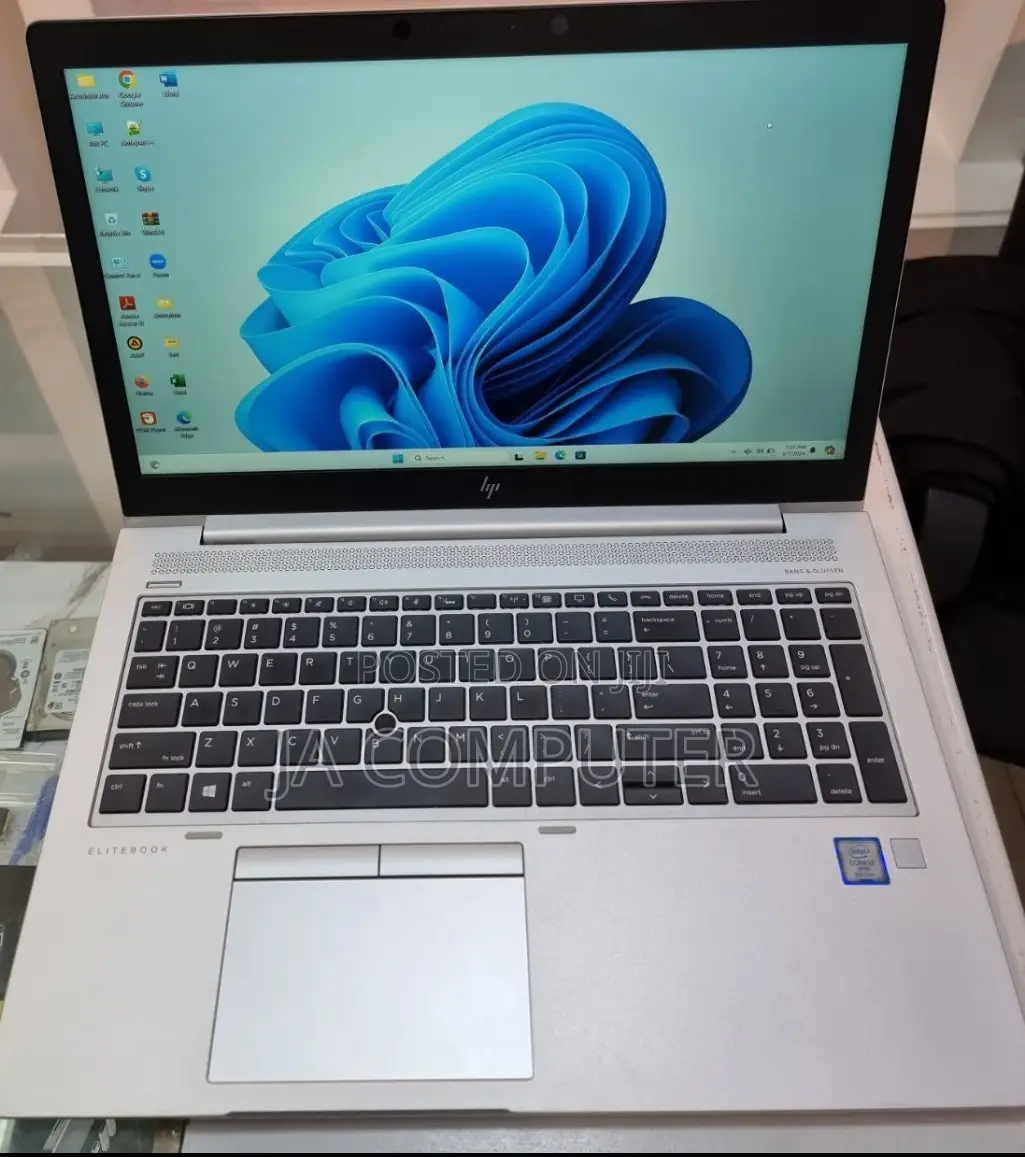 New Laptop HP EliteBook 850 32GB Intel Core I7 SSD 512GB