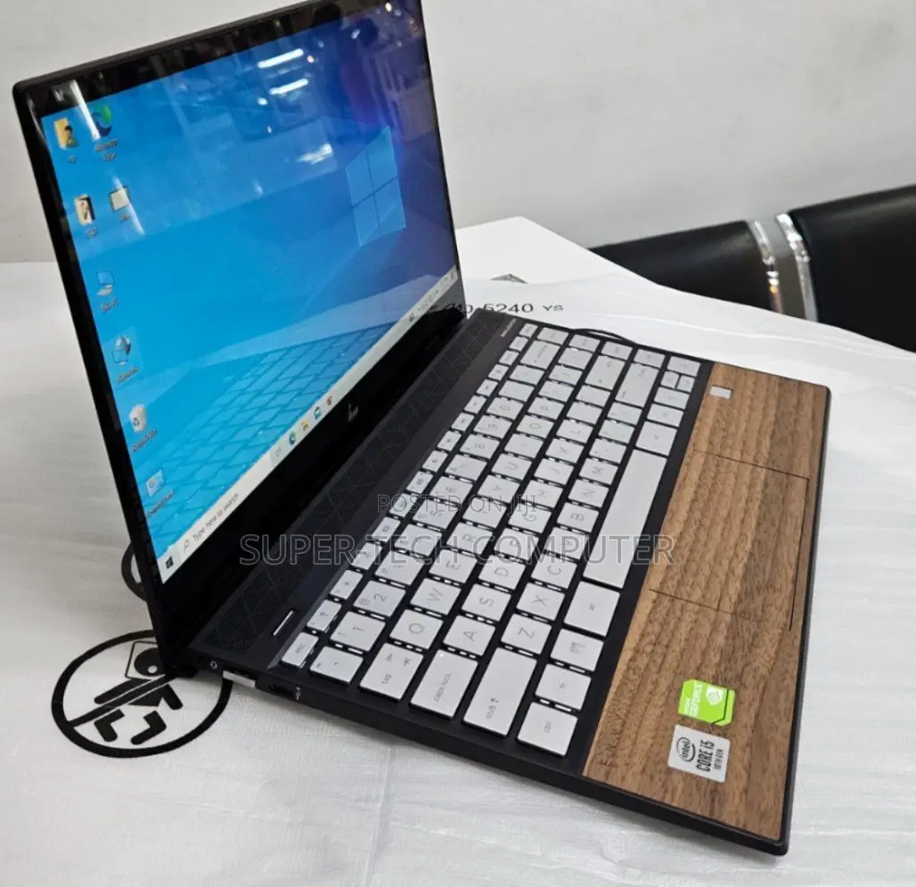 New Laptop HP Envy 13 8GB Intel Core i5 SSD 512GB