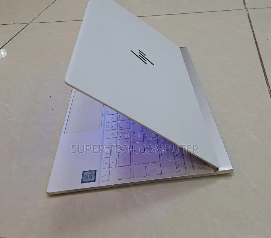 New Laptop HP Spectre XT 8GB Intel Core I5 SSD 512GB