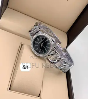 Photo - Women's Watch / LADIES WATCH