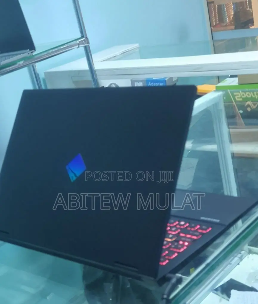 New Laptop HP Omen 15 16GB Intel Core I7 SSD 16 GB