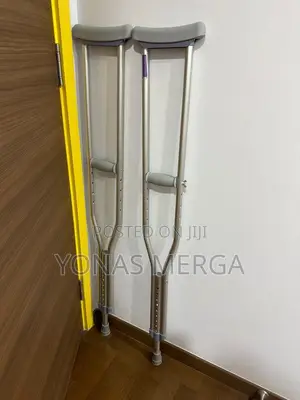 Crutches ₸ክራንች/Crunche;Crutches Crutches√Crutches~Crutches