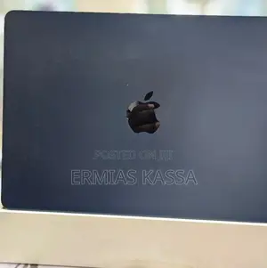 New Laptop Apple MacBook Air 2023 M2 8GB Apple M2 SSD 256GB