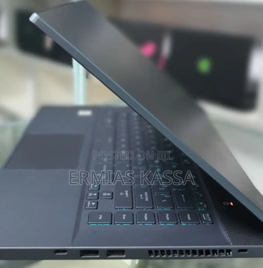 New Laptop Asus ROG Zephyrus G15 16GB Intel Core I7 SSD 512GB