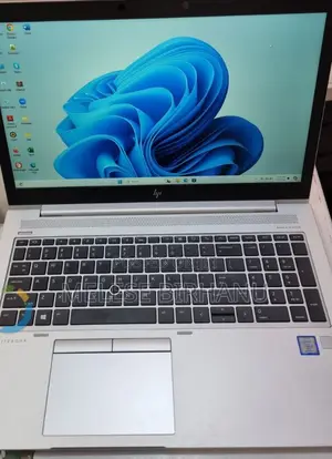 New Laptop HP EliteBook 850 32GB Intel Core I7 SSD 512GB