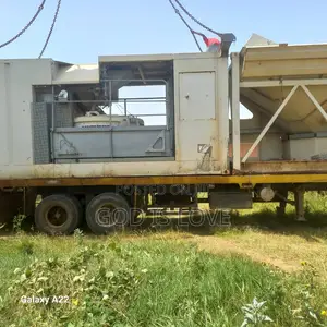 የሚሸጥ Mobile Concreat Batching Plant
 በሰአት 23/30 ሜትር ኩብ