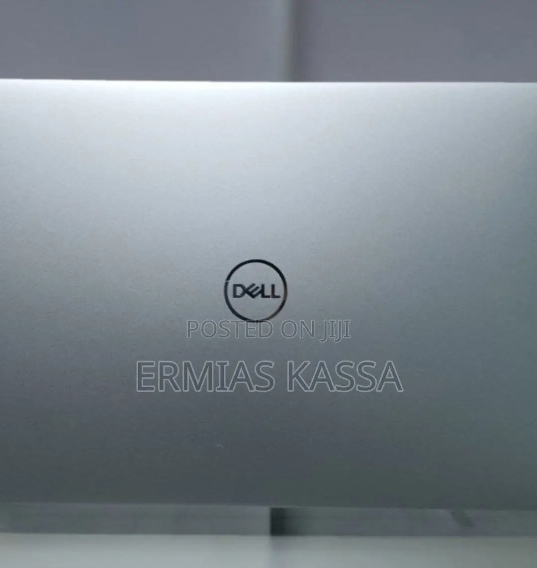 New Laptop Dell XPS 13 7390 16GB Intel Core I7 SSD 512GB
