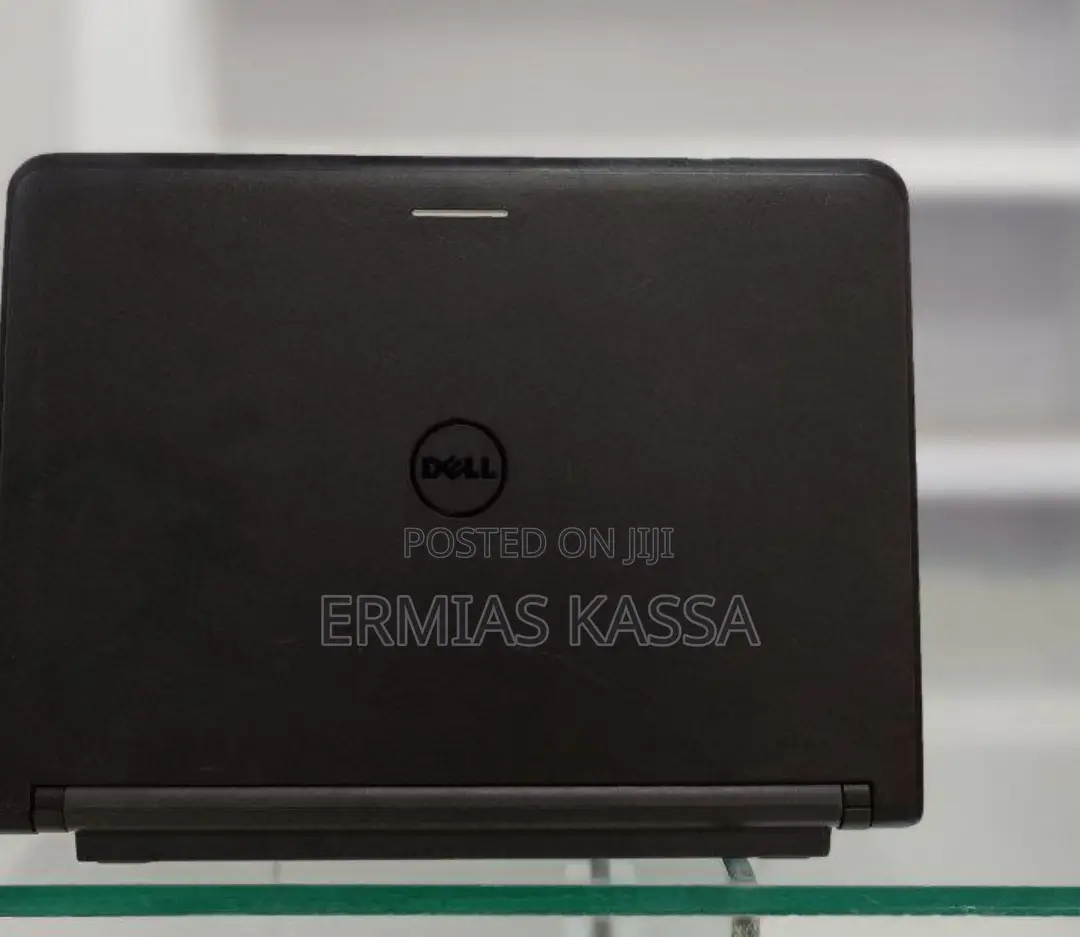 Laptop Dell Latitude 3330 4GB Intel Core I5 HDD 500GB