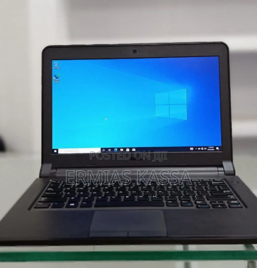 Laptop Dell Latitude 3330 4GB Intel Core I5 HDD 500GB