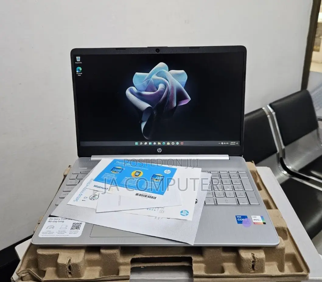 New Laptop HP Stream Notebook 16GB Intel Core I7 SSD 512GB