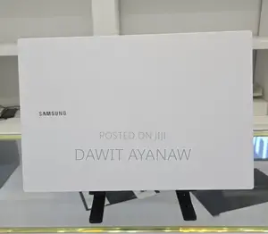 Photo - New Laptop Samsung 8GB Intel Core I5 SSD 256GB
