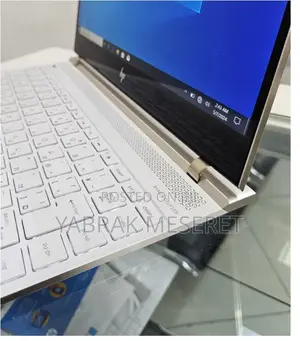 New Laptop HP Spectre 8GB Intel Core I5 SSD 512GB