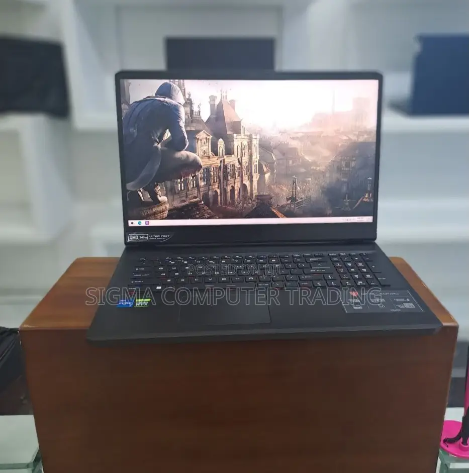 New Laptop MSI GP75 Leopard 16GB Intel Core I7 SSD 1T