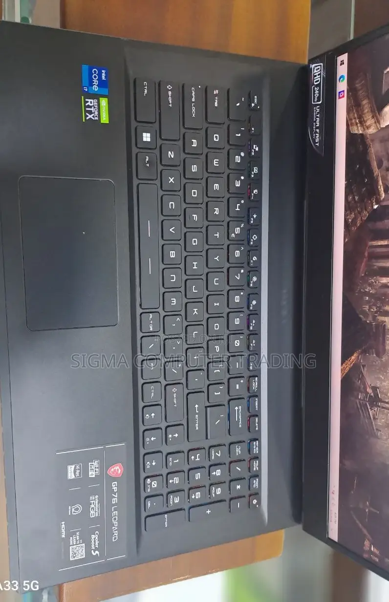 New Laptop MSI GP75 Leopard 16GB Intel Core I7 SSD 1T