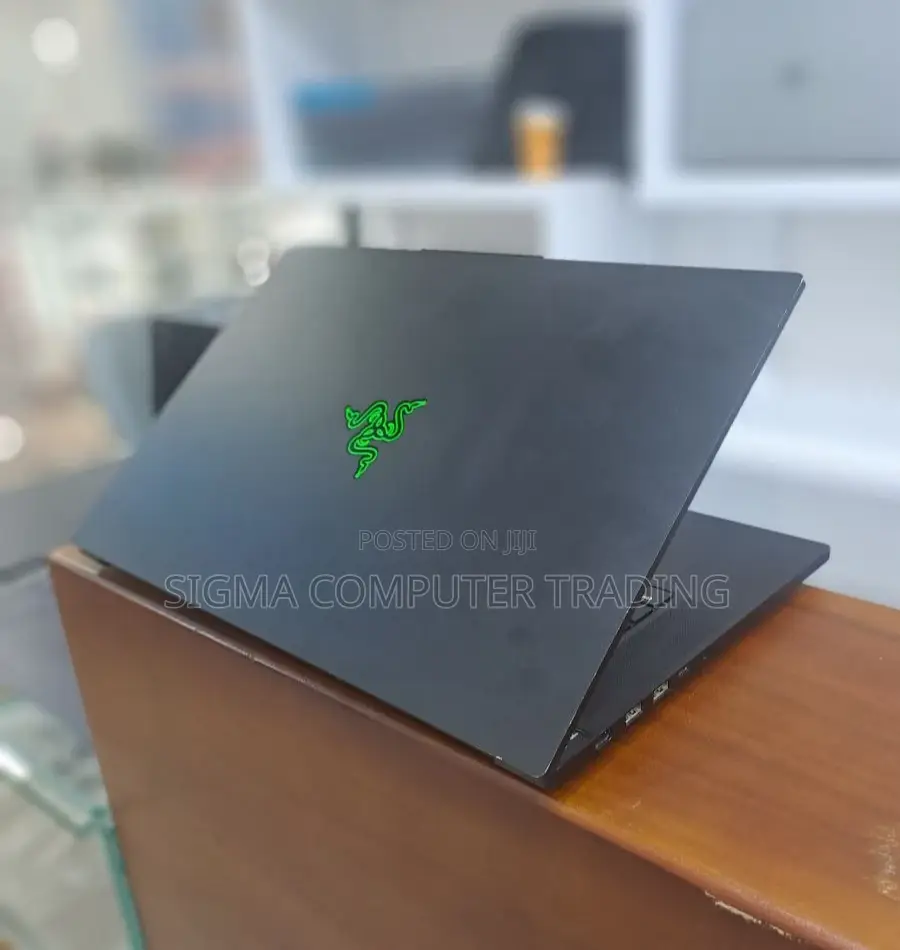 New Laptop Razer Blade 16GB Intel Core I7 SSD 512GB