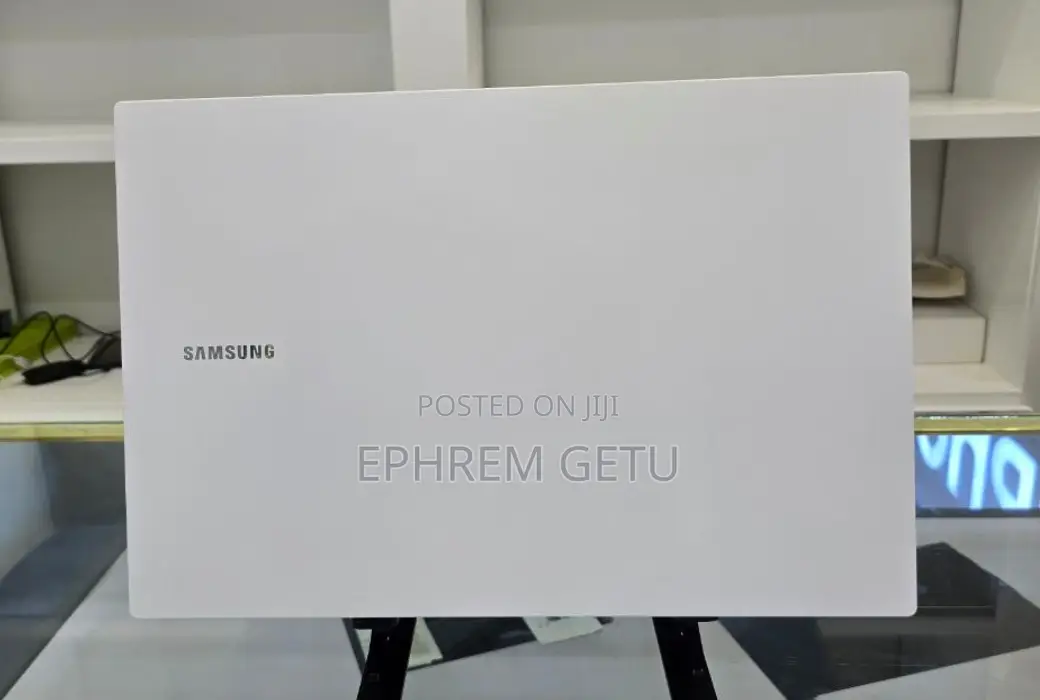 New Laptop Samsung Galaxy Book 2 8GB Intel Core I5 HDD+SSD 1T