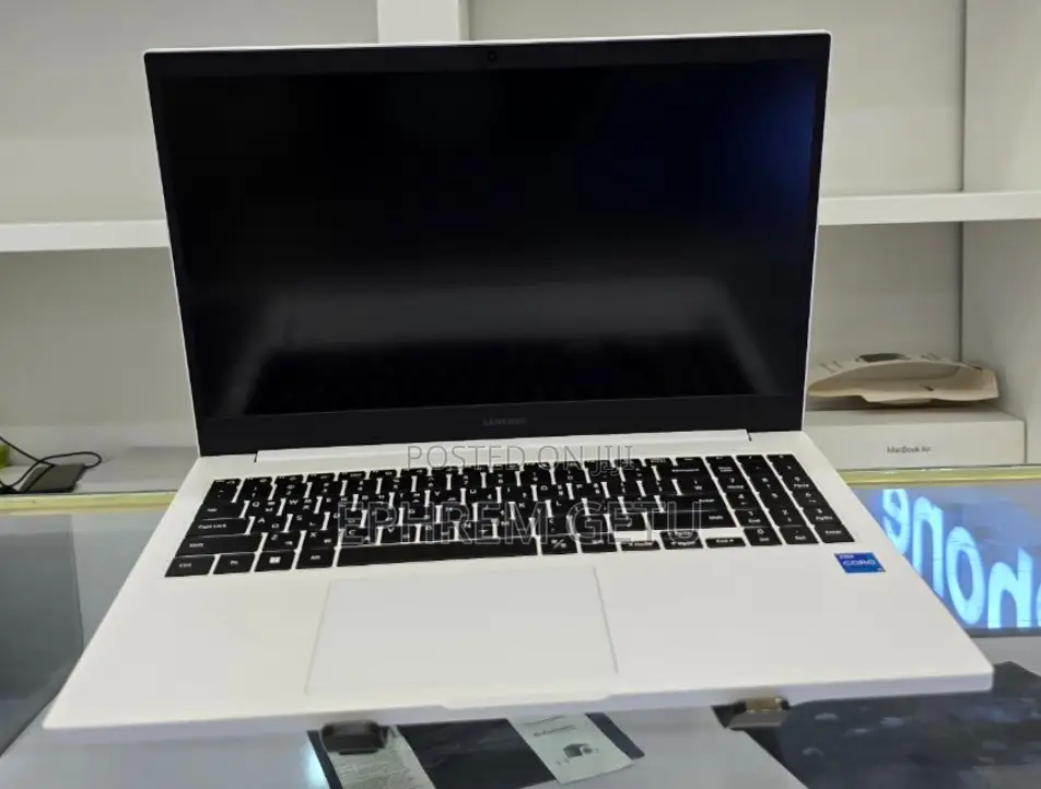 New Laptop Samsung Galaxy Book 2 8GB Intel Core I5 HDD+SSD 1T