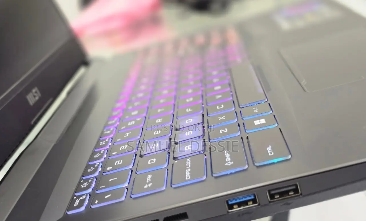 New Laptop MSI 16GB Intel Core I7 SSD 1T