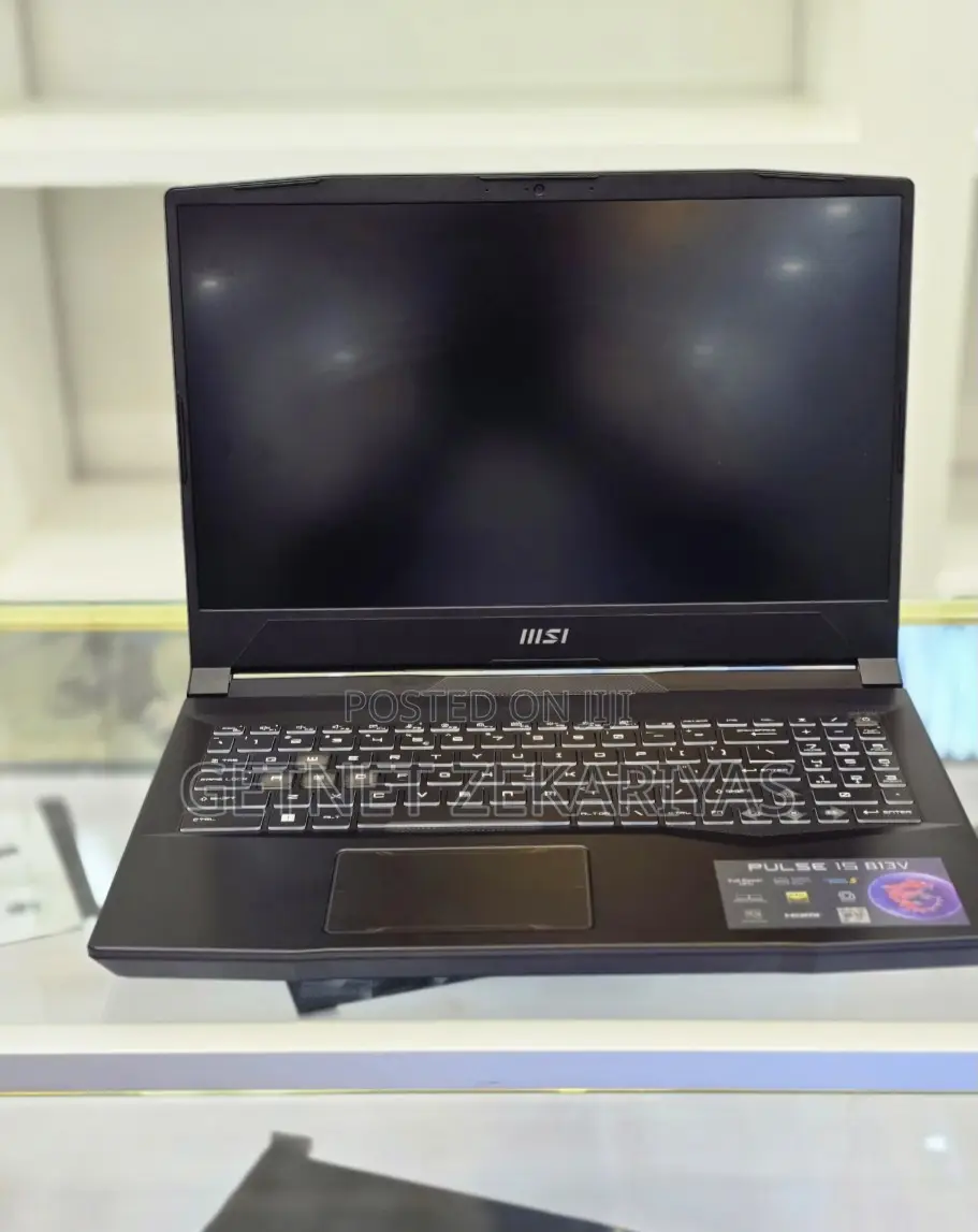 New Laptop MSI Pulse GL76 16GB Intel Core I7 SSD 1T