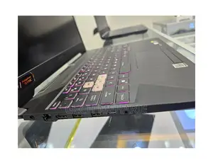 New Laptop Asus ROG Strix G17 16GB Intel Core I7 SSD 1T