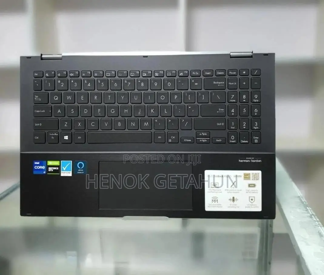 New Laptop Asus ZenBook UX303LN 16GB Intel Core i7 SSD 512GB