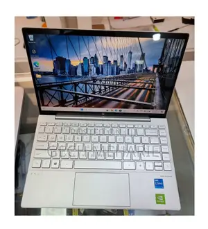 New Laptop HP Envy 13 16GB Intel Core I5 SSD 512GB