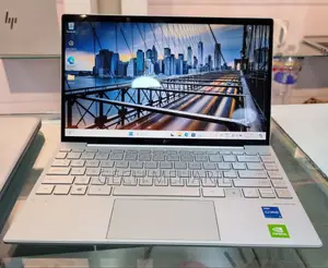 New Laptop HP Envy 13 16GB Intel Core I5 SSD 512GB