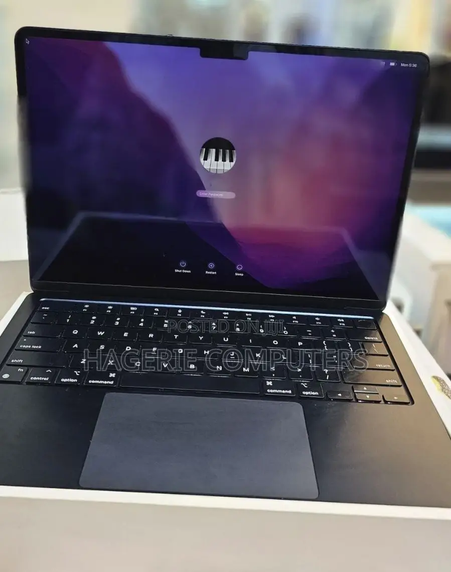 New Laptop Apple MacBook Air 8GB Apple M2 SSD 256GB