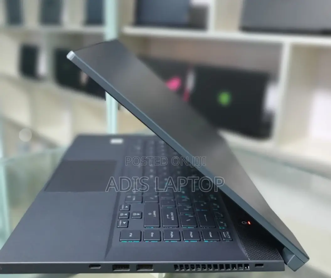 New Laptop Asus ROG Strix G15 16GB Intel Core I7 SSD 512GB