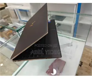 New Laptop HP Spectre X360 16GB Intel Core I7 SSD 512GB