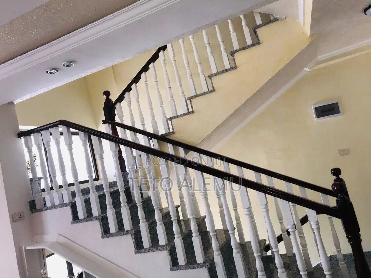 7bdrm House in የሚሸጥ ቤት ቦሌ ቡልቡልላ, Bole for sale