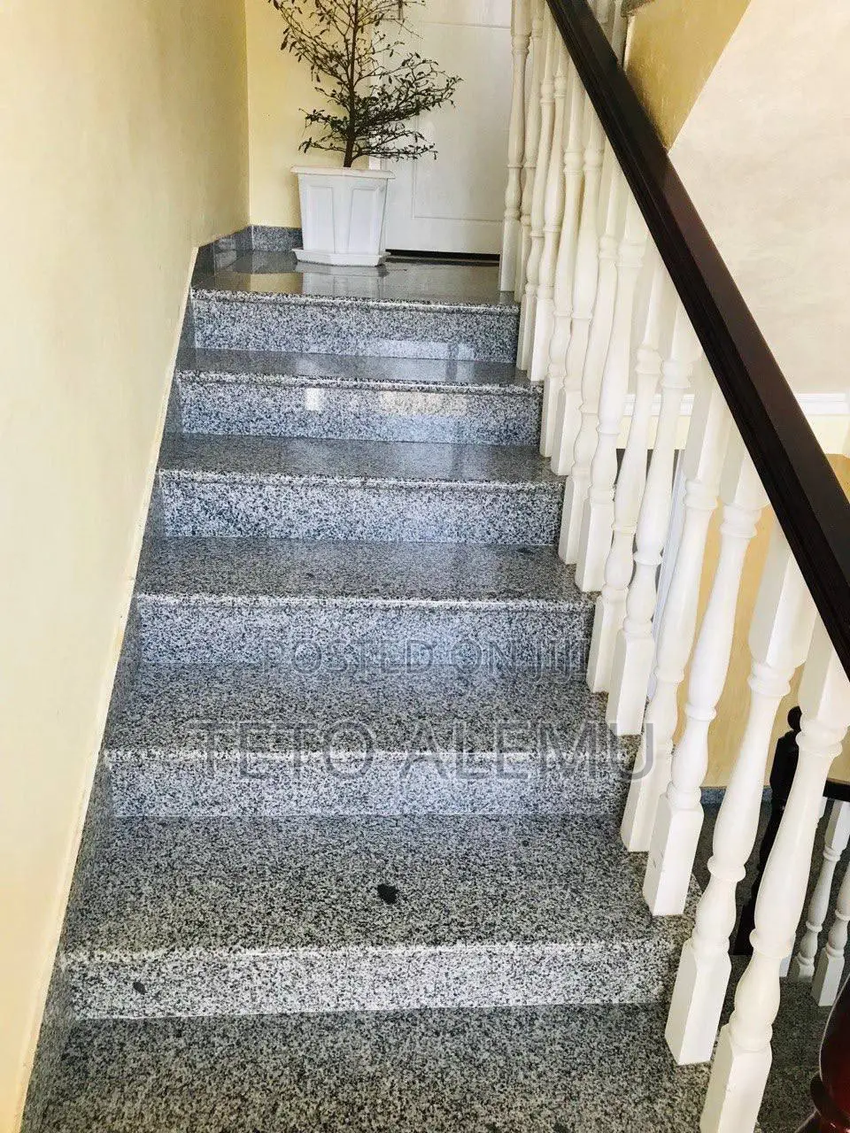 7bdrm House in የሚሸጥ ቤት ቦሌ ቡልቡልላ, Bole for sale