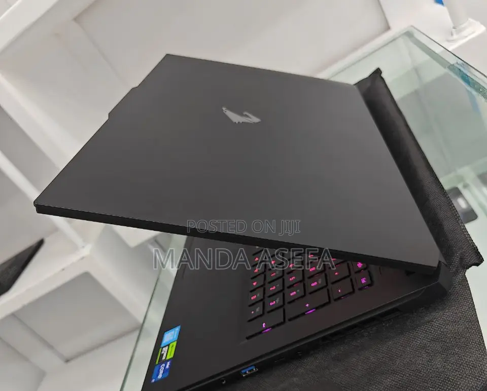 New Laptop 16GB Intel Core I7 SSD 1T
