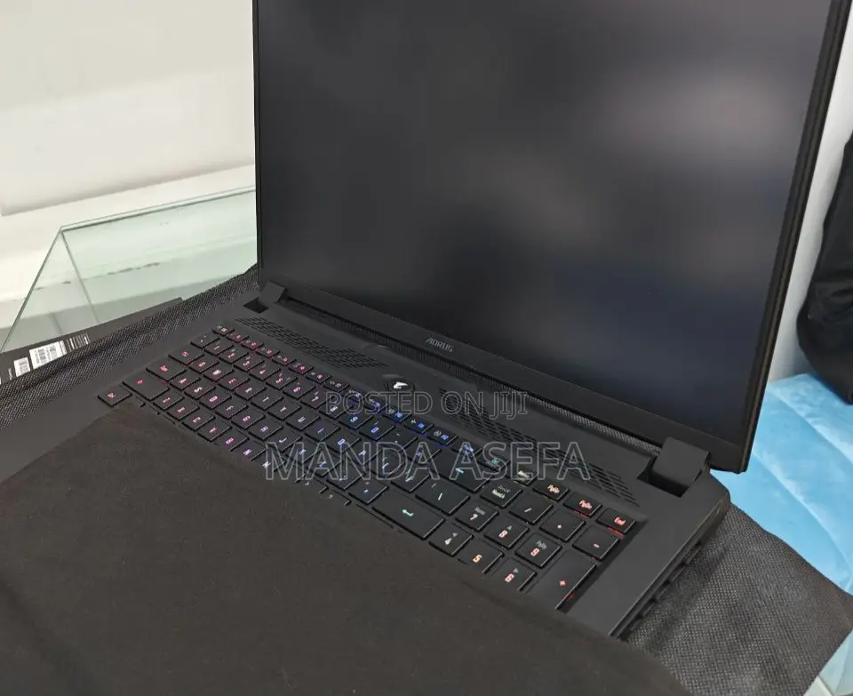 New Laptop 16GB Intel Core I7 SSD 1T