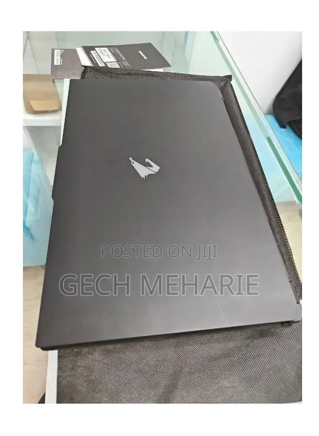 New Laptop 16GB Intel Core I7 SSD 1T