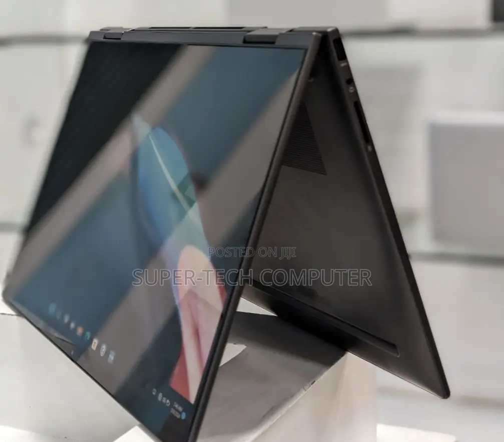 New Laptop HP Envy X360 8GB AMD Ryzen 5 SSD 512GB