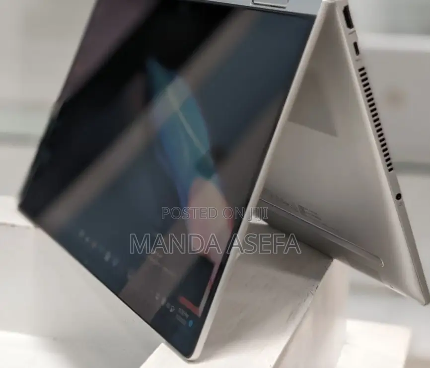 New Laptop HP Envy X360 8GB Intel Core I5 SSD 512GB