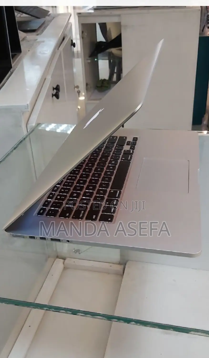 New Laptop Apple MacBook Pro 2015 16GB Intel Core I7 SSD 512GB