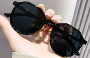Vintage Round Plastic Frame Sunglasses